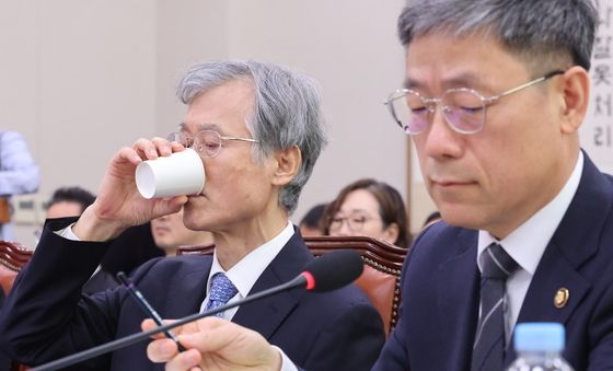 [국감] 목 타는 조희대