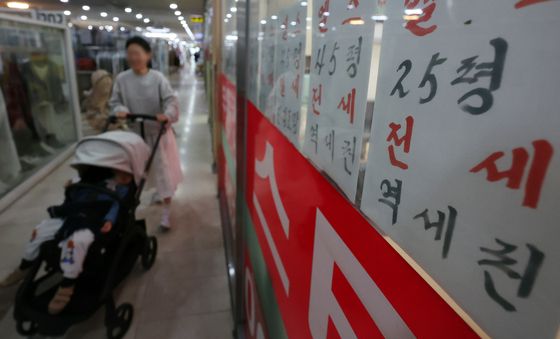 '매물 부족과 전셋값 인상 여파' 속 서울 전세 갱신 비중 4개월째 상승