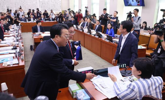 [국감] 아수라장 된 국감장