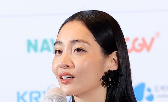 '낮과 밤은 서로에게' 김민하