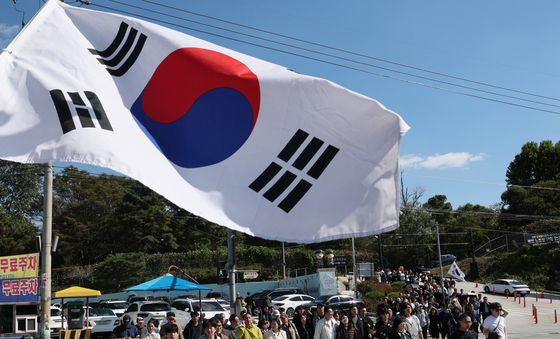 국가의 부름을 받고 군 입대