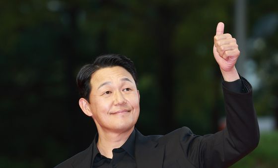 부산영화제 레드카펫 밟는 박성웅