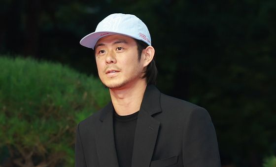 부산영화제 레드카펫 밟는 빈지노