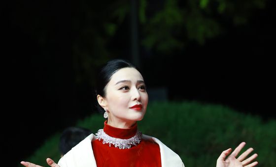 부산국제영화제 레드카펫 밟는 판빙빙