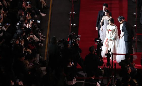 영화 팬들과 만나는 '여전히 찬란하게' 감독과 배우들