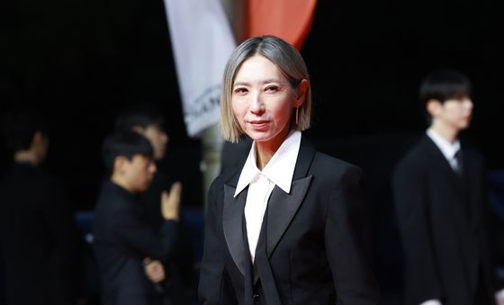 부산국제영화제 찾은 방은진 감독