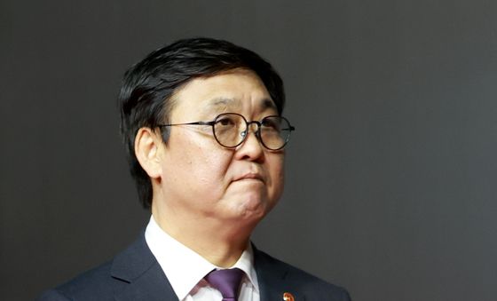 부국제 찾은 최휘영 장관