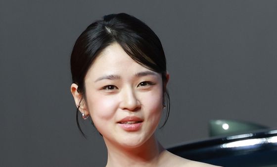 부산국제영화제 참석한 심은우