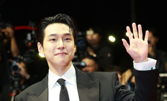 부국제 찾은 강유석