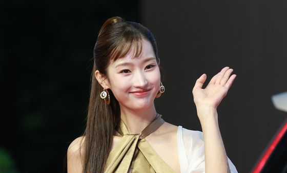 부국제 찾은 아이돌네이션 김혜수