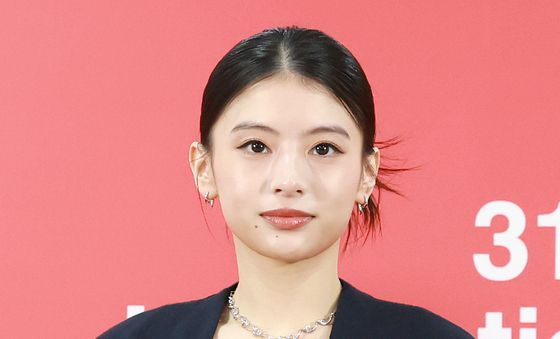 부산 찾은 데구치 나츠키