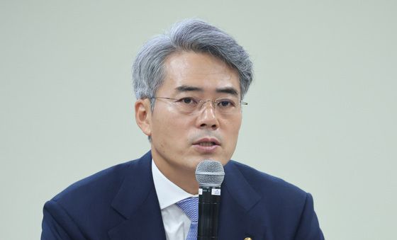 공수처 개편 토론하는 김기표