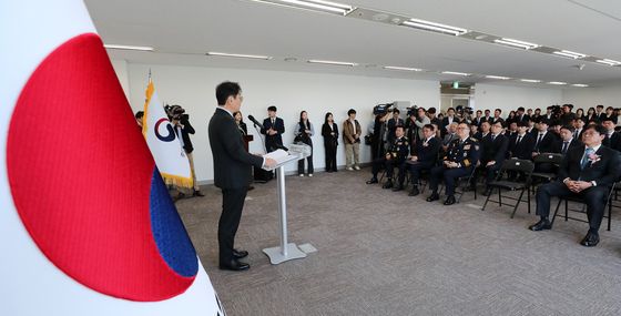 취임사하는 김기욱 초대 부산중수청장