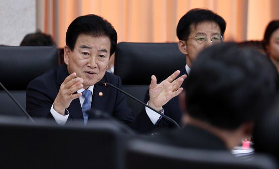 [국감] 한동훈 의원 질의에 답변하는 정동영 장관