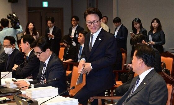 [국감] 국방부 국감 참석하는 김민석 대표