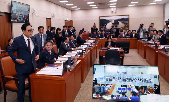 [국감] 시작도 못하고 정회된 농해수위 국감