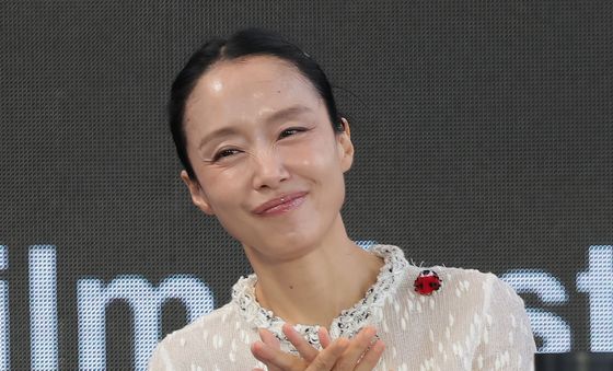 전도연, 아름다운 미소