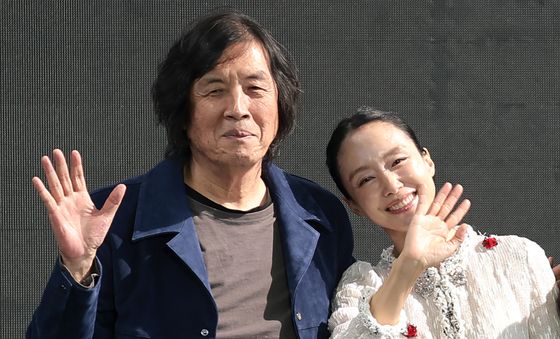 '가능한 사랑' 이창동 감독과 전도연
