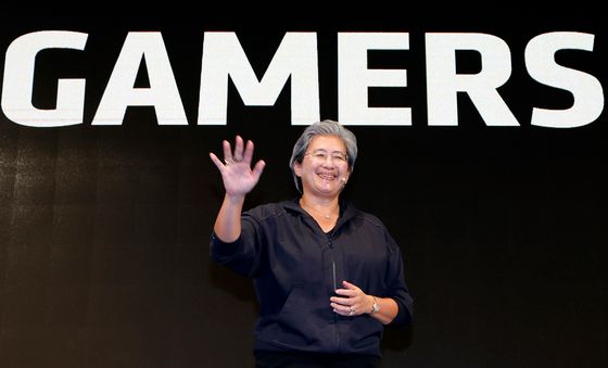 AMD 게이머 데이 참석한 리사 수 CEO