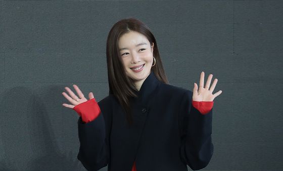 한선화, 밝은 미소