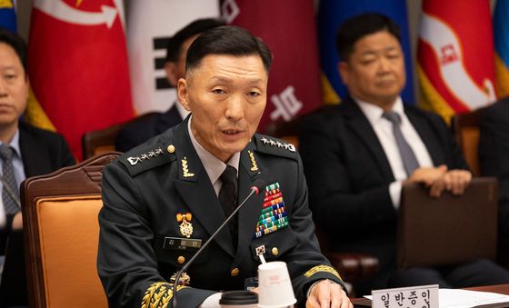 [국감] 답변하는 김성민 한미연합 부사령관