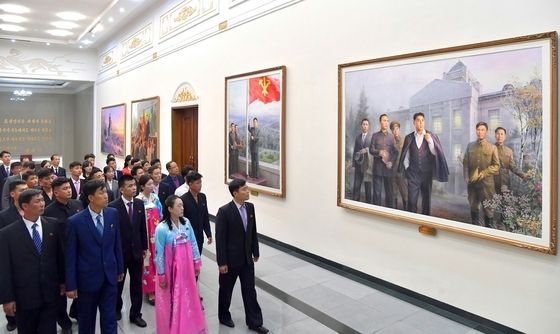 北, 노동당 창건 81주년 경축 국가미술전람회 개막