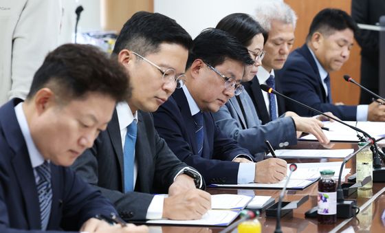 가습기살균제 참사 피해 배상, '국가와 기업이 함께'