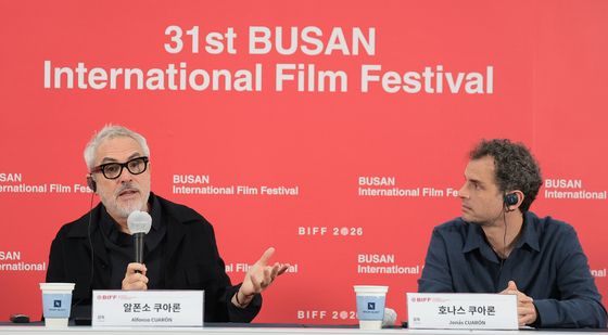 부산 찾은 알폰소·호나스 쿠아룬 감독 부자