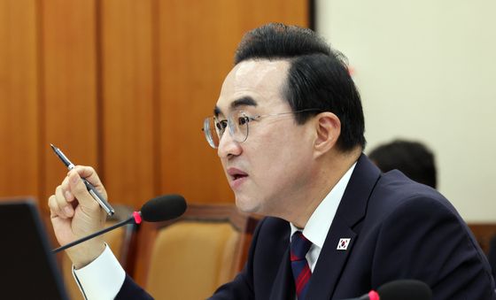 [국감] 답변하는 박홍근 기획예산처 장관
