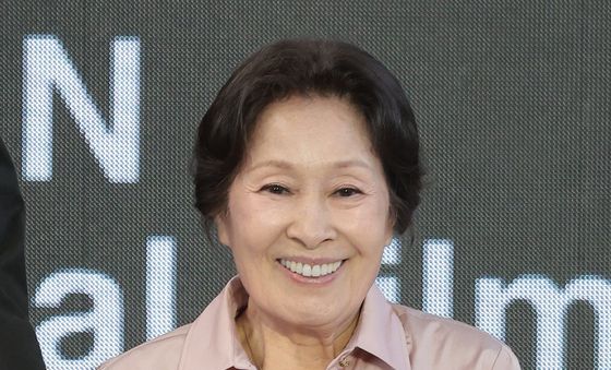 '여전히 찬란하게' 김혜자