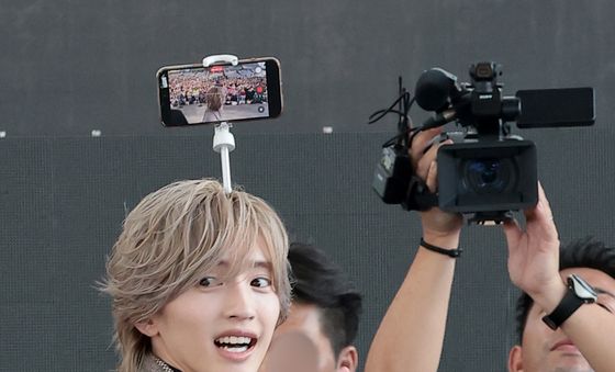 미치에다 슌스케, 저 여러분과 셀카 찍고 싶어요