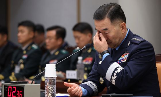 [국감] 생각에 잠긴 진영승 함동참모의장