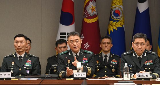 [국감] 답변하는 한기성 전 육군 제1군단장