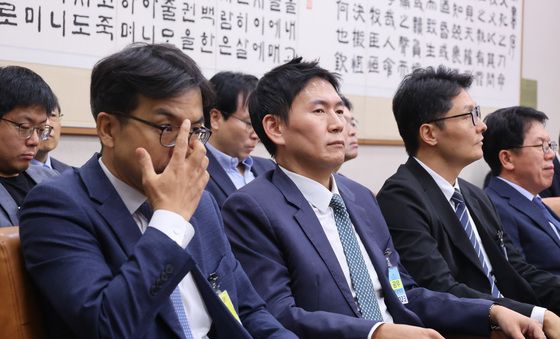 [국감] 증인 출석한 김정훈·신동원·김종욱 변호사