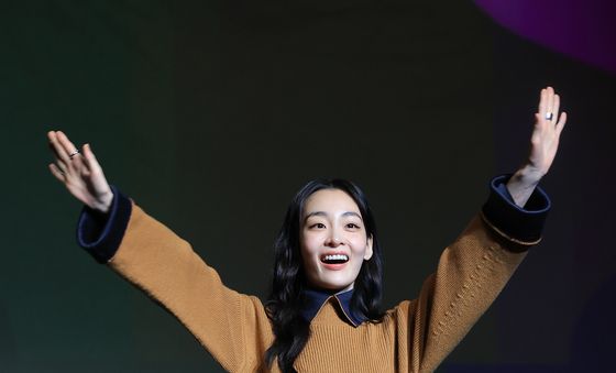 김민하 액터스 하우스에 오신것을 환영합니다