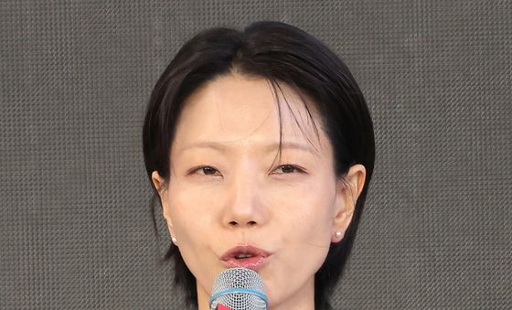 인사말 하는 '푸른길' 김신록