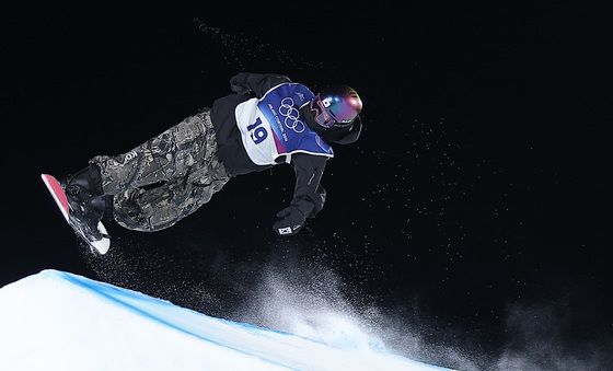 비행 준비하는 유승은