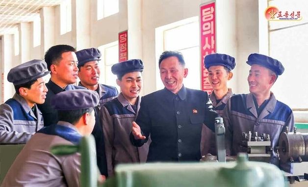 北 함경북도 농촌경리위원회 "생산자 대중 집단적 혁신" 선전