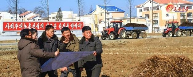 北 낙랑구역 남사농장 "자급 비료 위한 조직사업 진행"