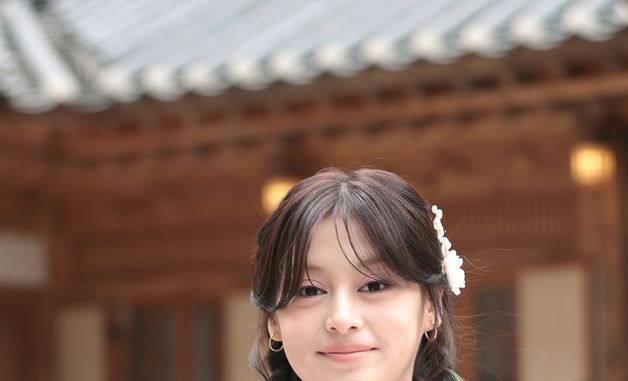 앳하트 케이틀린, 세뱃돈 주세요