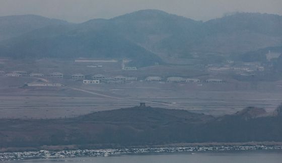 남북관계 경색 속 개성공단 가동 중단 10년