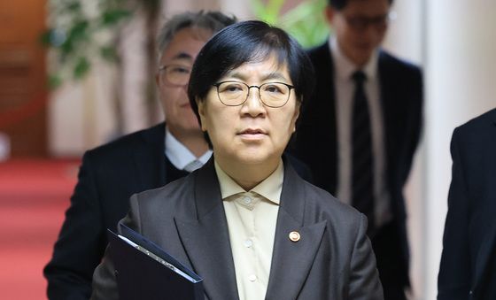 정은경 장관, 보건의료정책심의위원회의 참석