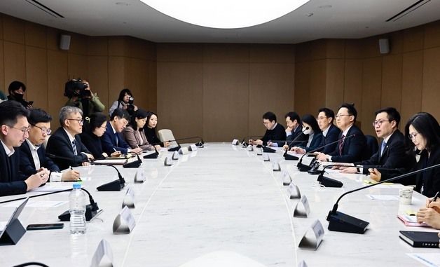 통상추진위원회 주재하는 여한구 통상교섭본부장