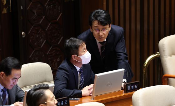 대화 나누는 한병도·천준호