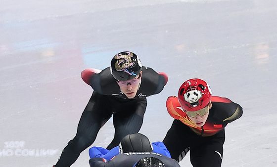 기회 엿보는 린샤오쥔