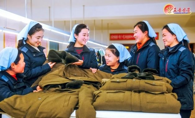 북한 식료공장, 제품 개발 몰두…'인기제품 생산 경쟁 전개'