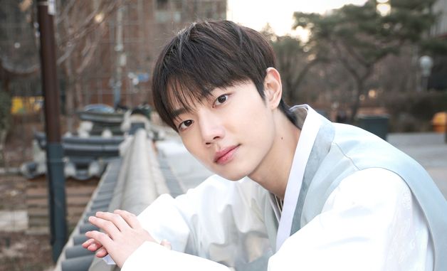 조준영, 한복 입은 선한결