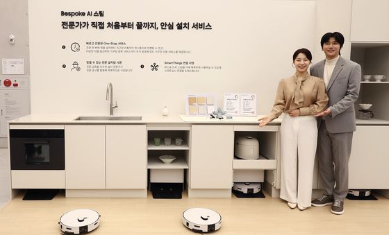 자연스럽게 집 안에 스며드는 비스포크 AI 스팀청소기