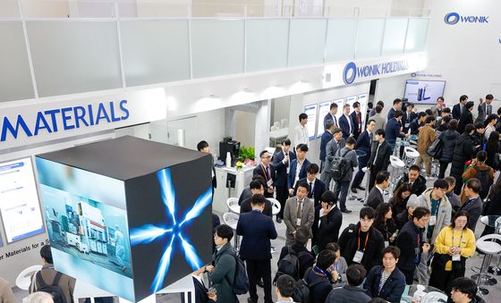 북적이는 원익 부스