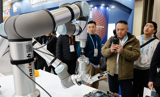 '협동로봇의 세계'